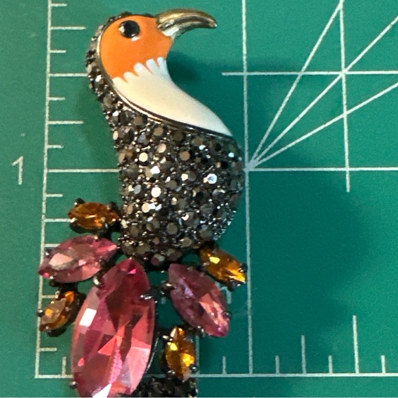Banana Republic Parrot Brooch - Picture 11 of 15